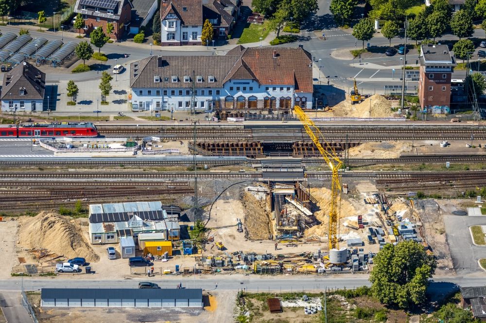 Luftaufnahme Haltern am See - Bauarbeiten zur Sanierung am Gleisverlauf und Bahnhofsgebäude in Haltern am See im Bundesland Nordrhein-Westfalen, Deutschland