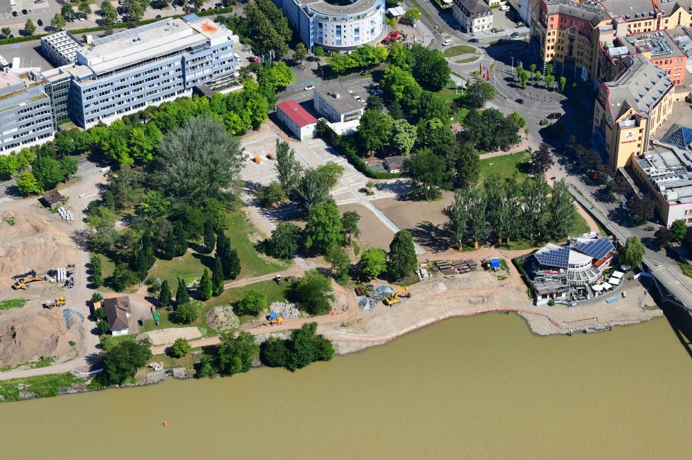 Weil am Rhein von oben - Baumaßnahmen zur Umgestaltung der Parkanlage Rheinpark am Ufer des Rheins in Weil am Rhein im Bundesland Baden-Württemberg, Deutschland