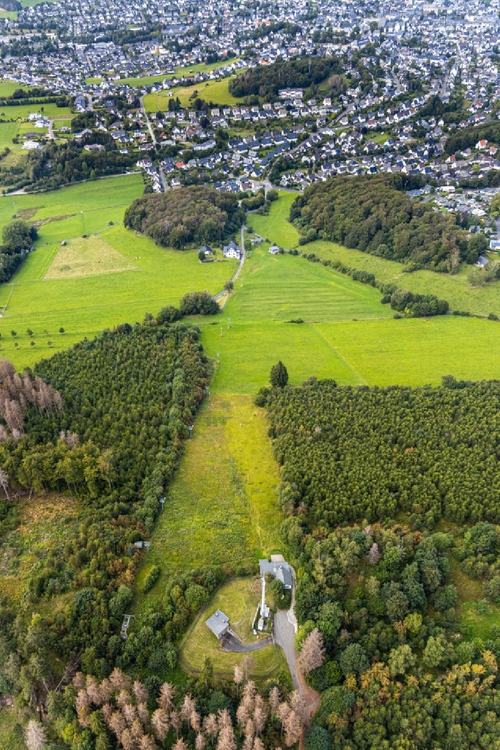 Luftbild Poppenberg - Baumspitzen in einem Waldgebiet in Poppenberg im Bundesland Nordrhein-Westfalen, Deutschland
