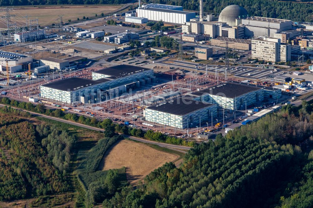 Luftbild Philippsburg - Bauplatz des Gleichstromkonverters auf dem Geländes des stillgelegten AKW - KKW Kernkraftwerk am Rheinufer in Philippsburg im Bundesland Baden-Württemberg, Deutschland