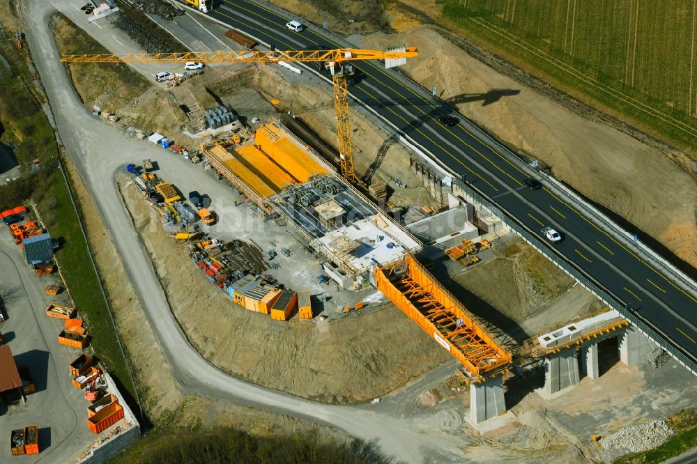 Kürnach aus der Vogelperspektive: Baustelle am Autobahn- Brückenbauwerk der BAB A7 in Kürnach im Bundesland Bayern, Deutschland