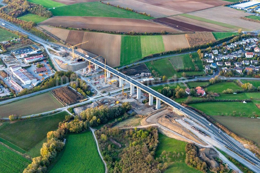 Kürnach von oben - Baustelle am Autobahn- Brückenbauwerk der BAB A7 in Kürnach im Bundesland Bayern, Deutschland