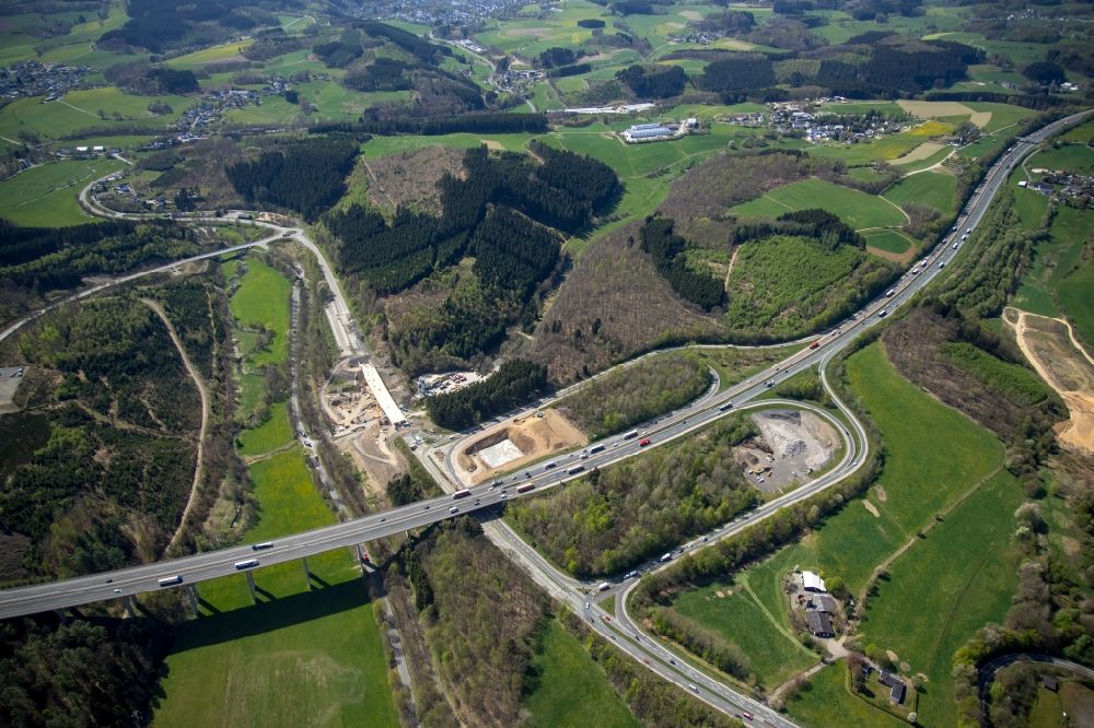 Luftbild Olpe - Baustelle der Autobahnabfahrt der BAB A45 zur B54 in Olpe im Bundesland Nordrhein-Westfalen, Deutschland