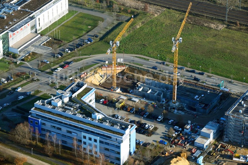 Luftaufnahme Potsdam - Baustelle Büro- und Laborgebäude Am Mühlenberg im Ortsteil Golm in Potsdam im Bundesland Brandenburg, Deutschland