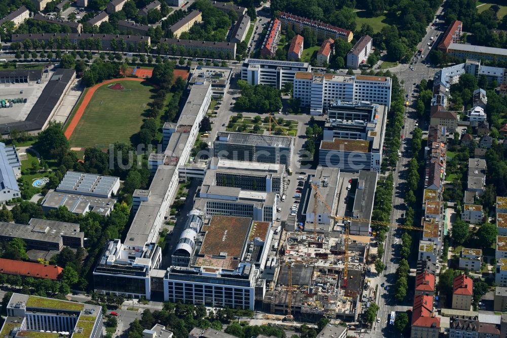 München von oben - Baustelle Bürogebäude des Geschäftshauses Neue Balan in München im Bundesland Bayern, Deutschland