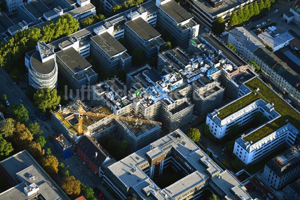 München von oben - Baustelle Bürogebäude des Geschäftshauses New Eastside Munich in München im Bundesland Bayern, Deutschland
