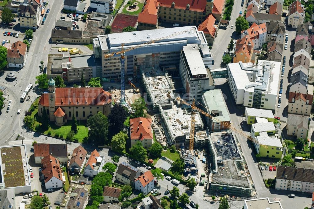 Luftaufnahme Augsburg - Baustelle für einen Erweiterungs- Neubau auf dem Klinikgelände des Krankenhauses Josefinum KJF Fachklinik in Augsburg im Bundesland Bayern, Deutschland