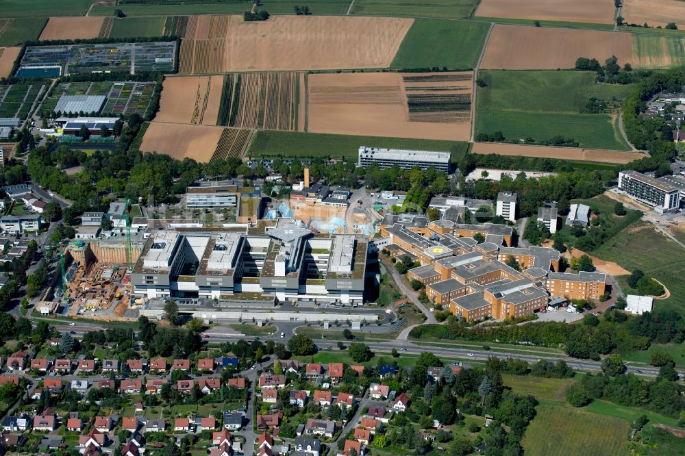 Luftbild Heilbronn - Baustelle für einen Erweiterungs- Neubau auf dem Klinikgelände des Krankenhauses Klinikum Am Gesundbrunnen in Heilbronn im Bundesland Baden-Württemberg, Deutschland