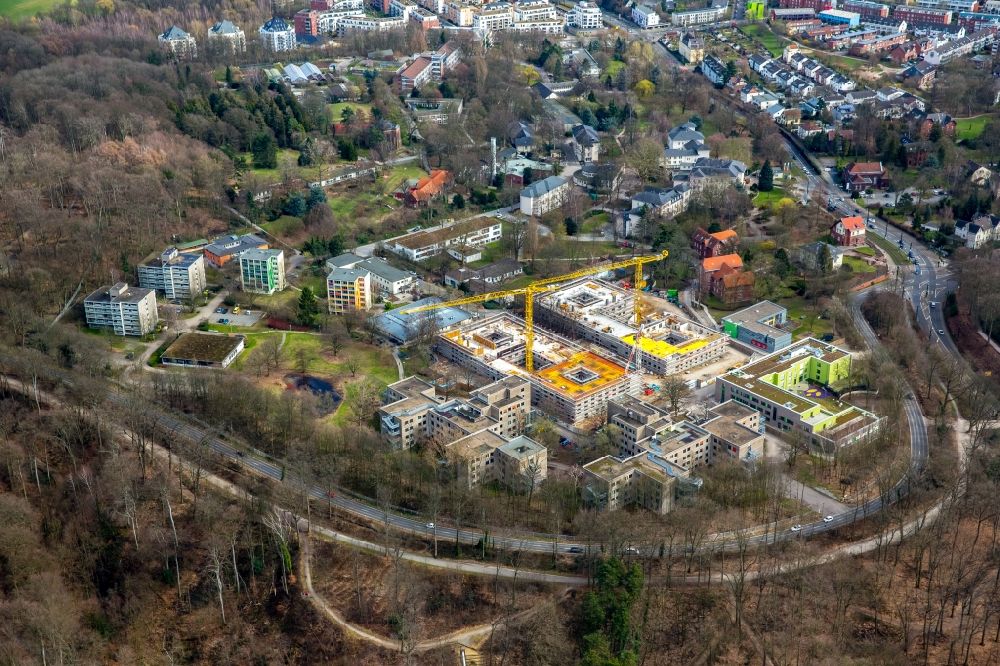 Luftaufnahme Düsseldorf - Baustelle für einen Erweiterungs- Neubau auf dem Klinikgelände des Krankenhauses LVR-Klinikum Grafenberg in Düsseldorf im Bundesland Nordrhein-Westfalen