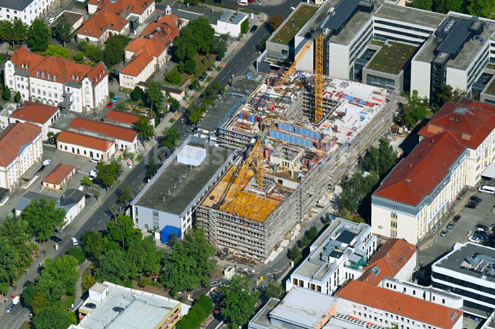 Dresden aus der Vogelperspektive: Baustelle für einen Erweiterungs- Neubau auf dem Klinikgelände des Krankenhauses ZSG - Zentrum für Seelische Gesundheit in Dresden im Bundesland Sachsen, Deutschland