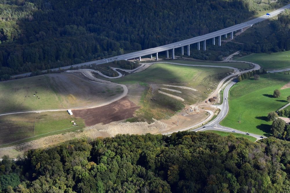 Luftaufnahme Inzlingen - Baustelle und Erddeponie an der Autobahn der BAB A98 bei Inzlingen im Bundesland Baden-Württemberg
