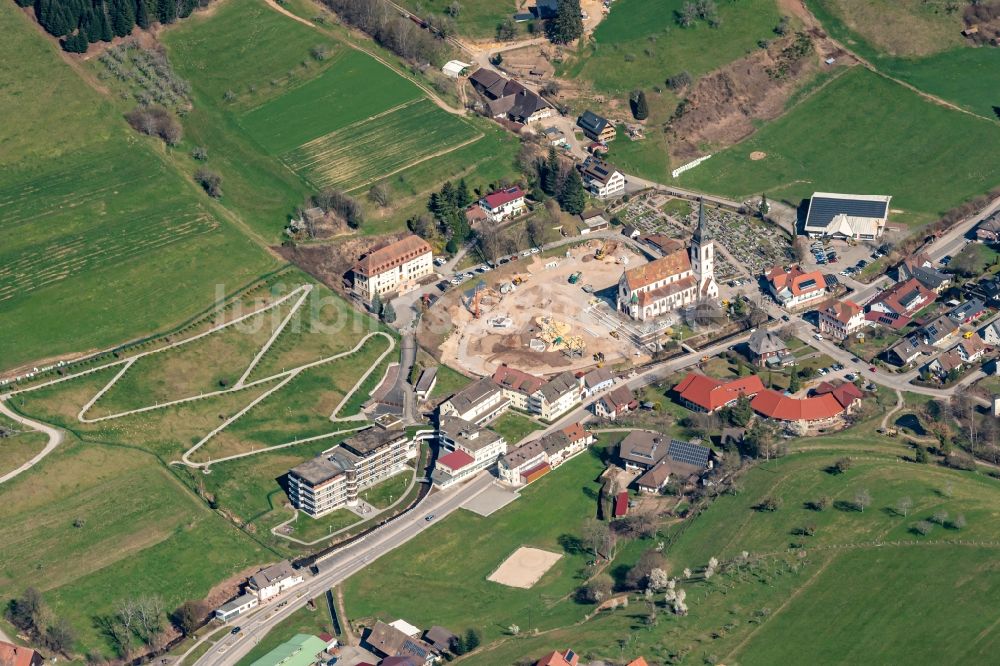 Nordrach von oben - Baustelle mit Erschließungs - und Aufschüttungs- Arbeiten an der Kirche in Nordrach im Bundesland Baden-Württemberg, Deutschland