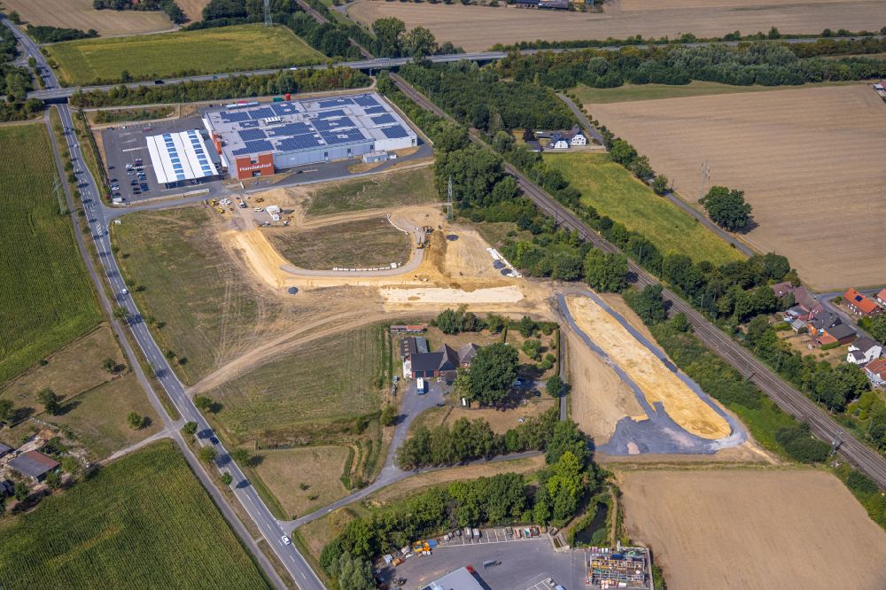Luftaufnahme Hamm - Baustelle mit Erschließungs - und Aufschüttungs- Arbeiten für ein neues Gewerbegebiet neben dem Handelshof in Bockum-Hövel im Bundesland Nordrhein-Westfalen, Deutschland