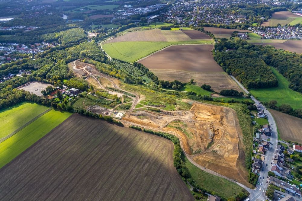 Luftbild Bochum - Baustelle mit Erschließungs-, Grundierungs- und Erdarbeiten mit Aufschüttungen zum Neubau eines Golfparks entlang der Nörenbergstraße in Bochum im Bundesland Nordrhein-Westfalen, Deutschland