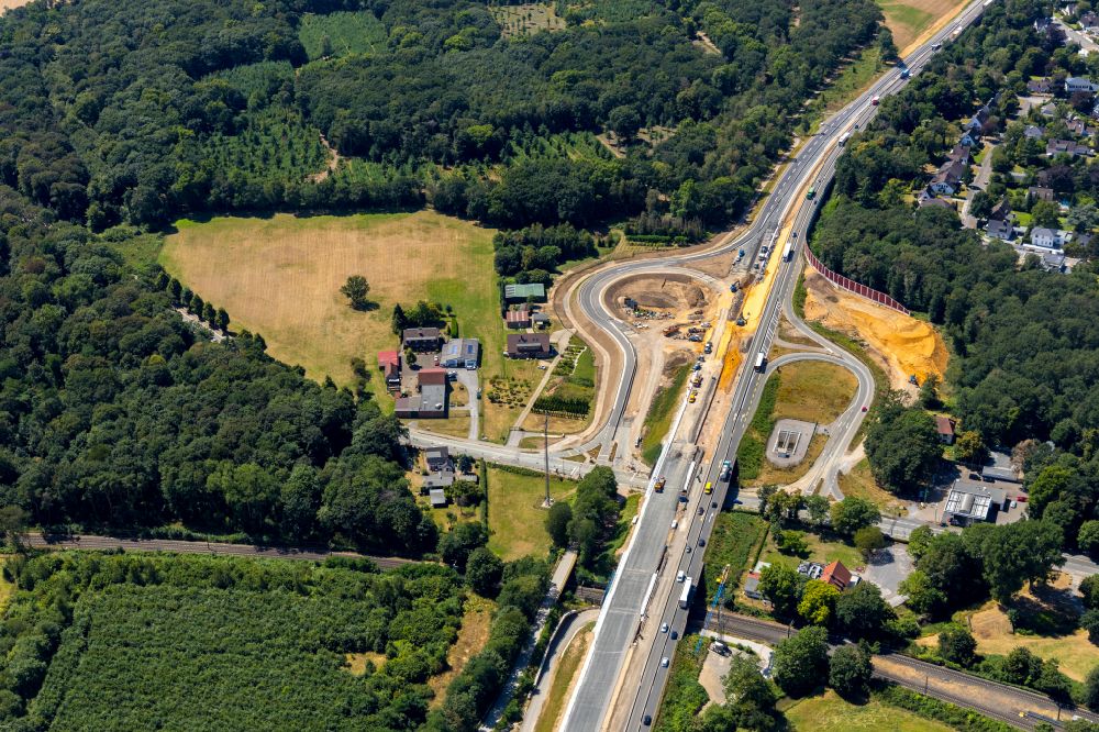 Ungelsheim aus der Vogelperspektive: Baustelle Fernstraßen- Abfahrt der Bundesstraße B288 in Ungelsheim im Bundesland Nordrhein-Westfalen, Deutschland