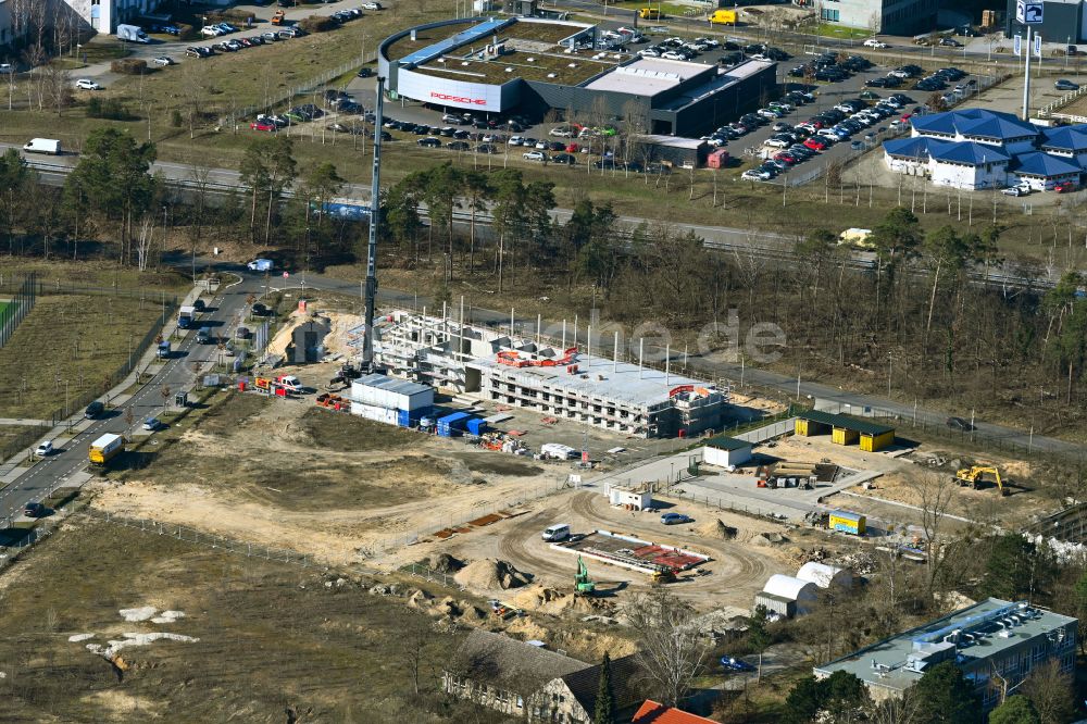 Luftbild Kleinmachnow - Baustelle Flüchtlingsheim- und Asylunterkunfts- Gebäude in Kleinmachnow im Bundesland Brandenburg, Deutschland