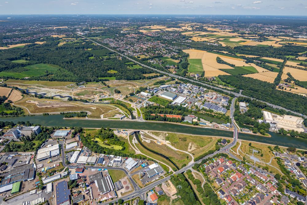 Habinghorst aus der Vogelperspektive: Baustelle am Flusslauf der Emscher in Habinghorst im Bundesland Nordrhein-Westfalen, Deutschland