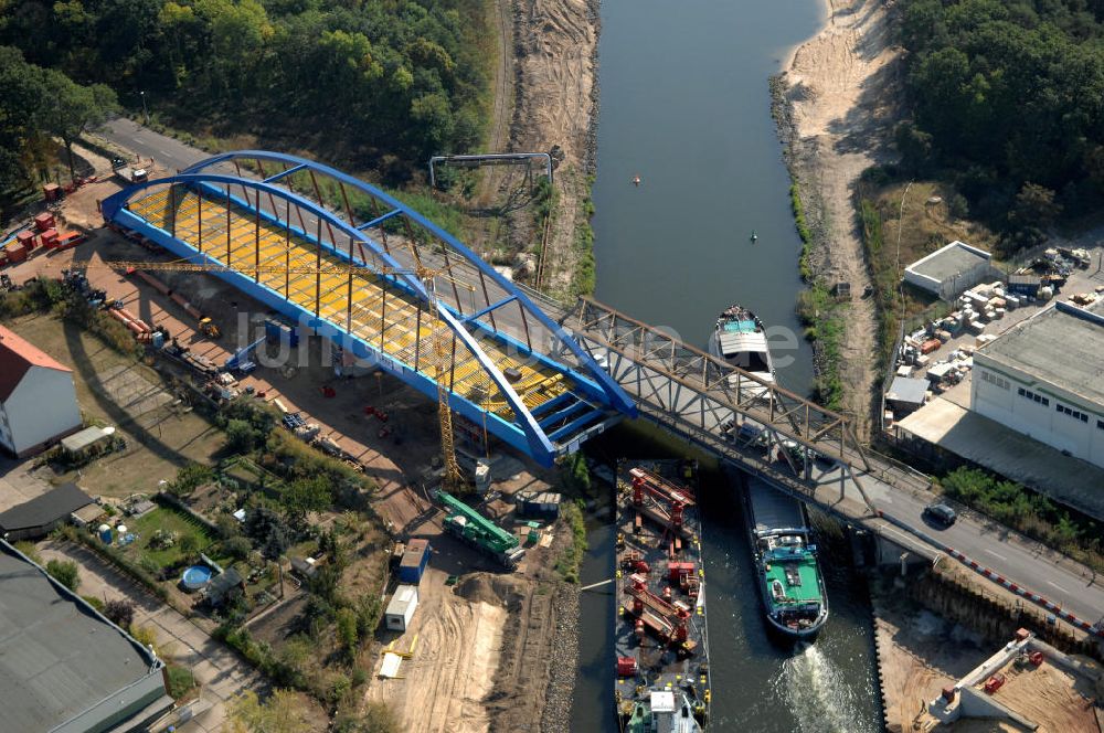 Luftaufnahme GENTHIN - Baustelle der Friedensbrücke / Brücke des Friedens in Genthin