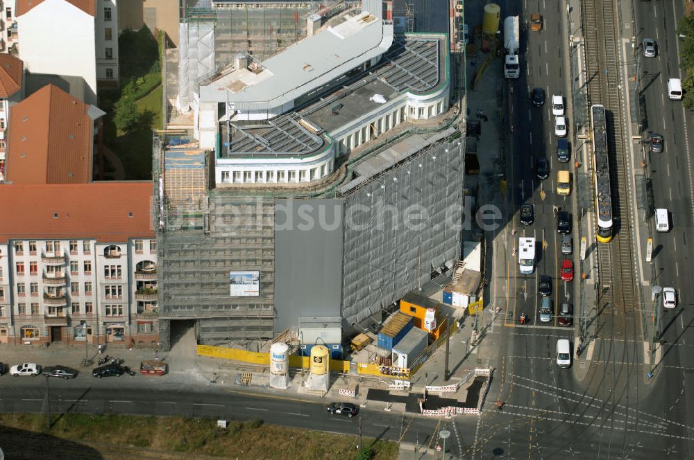 Berlin von oben - Baustelle am Haus der Einheit, dem ehemaligen Kaufhauses Jonaß in Berlin-Mitte