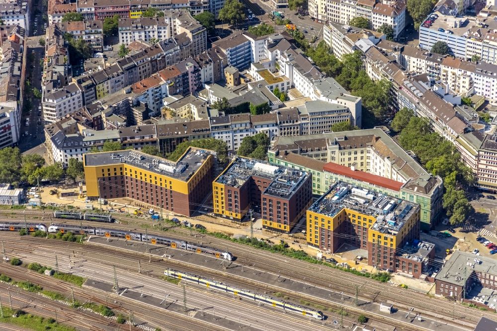 Luftbild Düsseldorf - Baustelle der Hotelanlage Hampton by Hilton in Düsseldorf im Bundesland Nordrhein-Westfalen, Deutschland