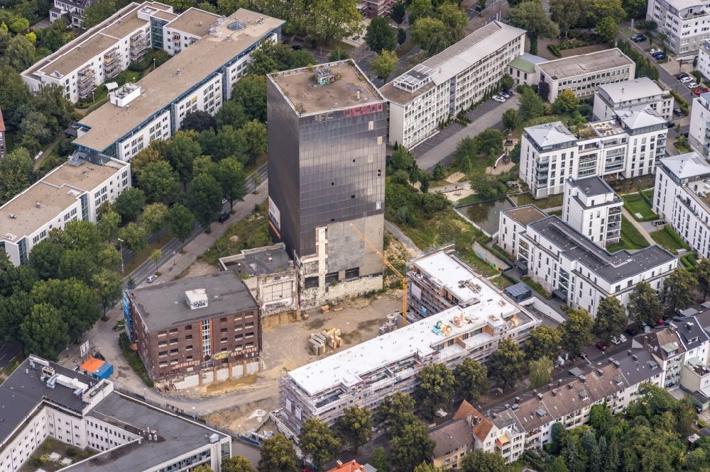 Luftbild Dortmund - Baustelle an Industrie- Ruine Kronenturm zum Neubau eines Wohngebäudes an der Kronenstraße in Dortmund im Bundesland Nordrhein-Westfalen, Deutschland