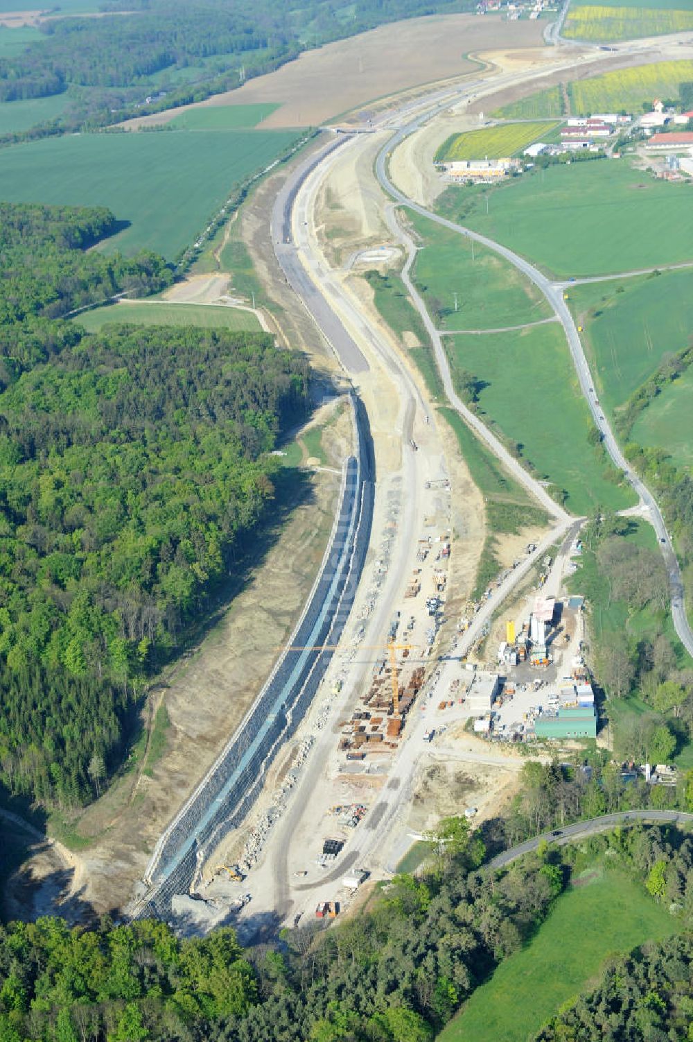 Luftbild Jena - Baustelle Jagdbergtunnel Autobahnverlegung Europastrasse E40 A4 bei Jena