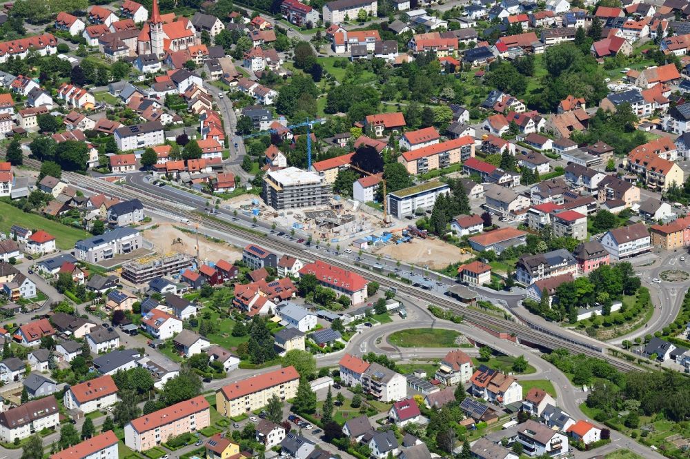 Luftaufnahme Grenzach-Wyhlen - Baustelle für eine Mehrfamilienhaus Siedlung Gartenstrasse in Grenzach-Wyhlen im Bundesland Baden-Württemberg, Deutschland