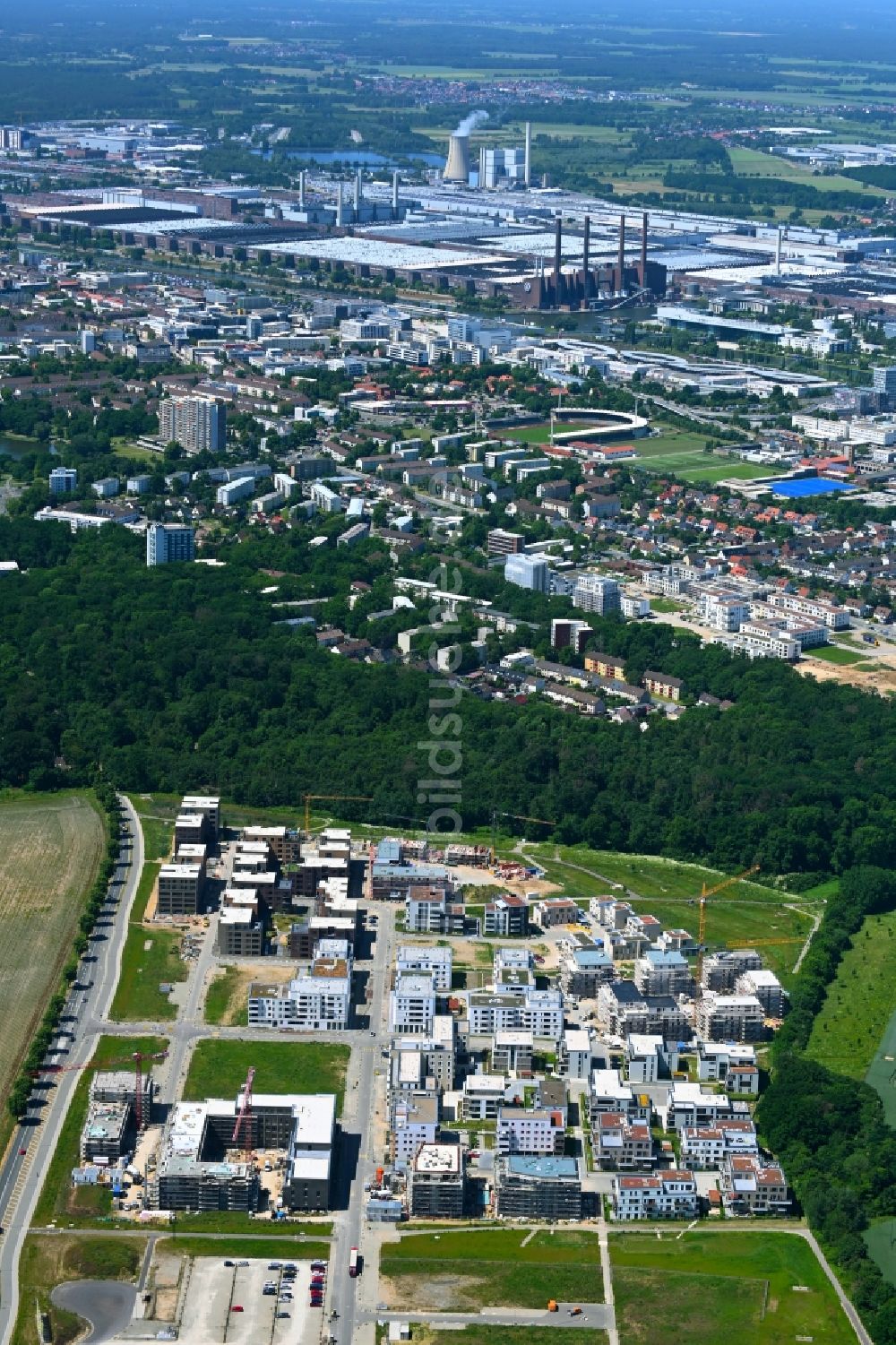 Wolfsburg von oben - Baustelle Mehrfamilienhaussiedlung Steimker Gärten - Drei Gärten im Ortsteil Hellwinkel in Wolfsburg im Bundesland Niedersachsen, Deutschland