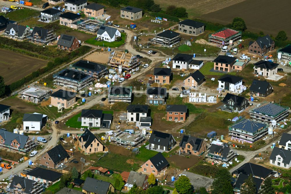 Luftbild Escheburg - Baustelle Mischbebauung eines Wohngebiets mit Mehrfamilienhäusern und Einfamilienhäusern in Escheburg im Bundesland Schleswig-Holstein, Deutschland