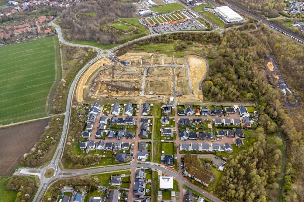 Luftbild Hamm - Baustelle Mischbebauung eines Wohngebiets mit Mehrfamilienhäusern und Einfamilienhäusern in Hamm im Bundesland Nordrhein-Westfalen, Deutschland