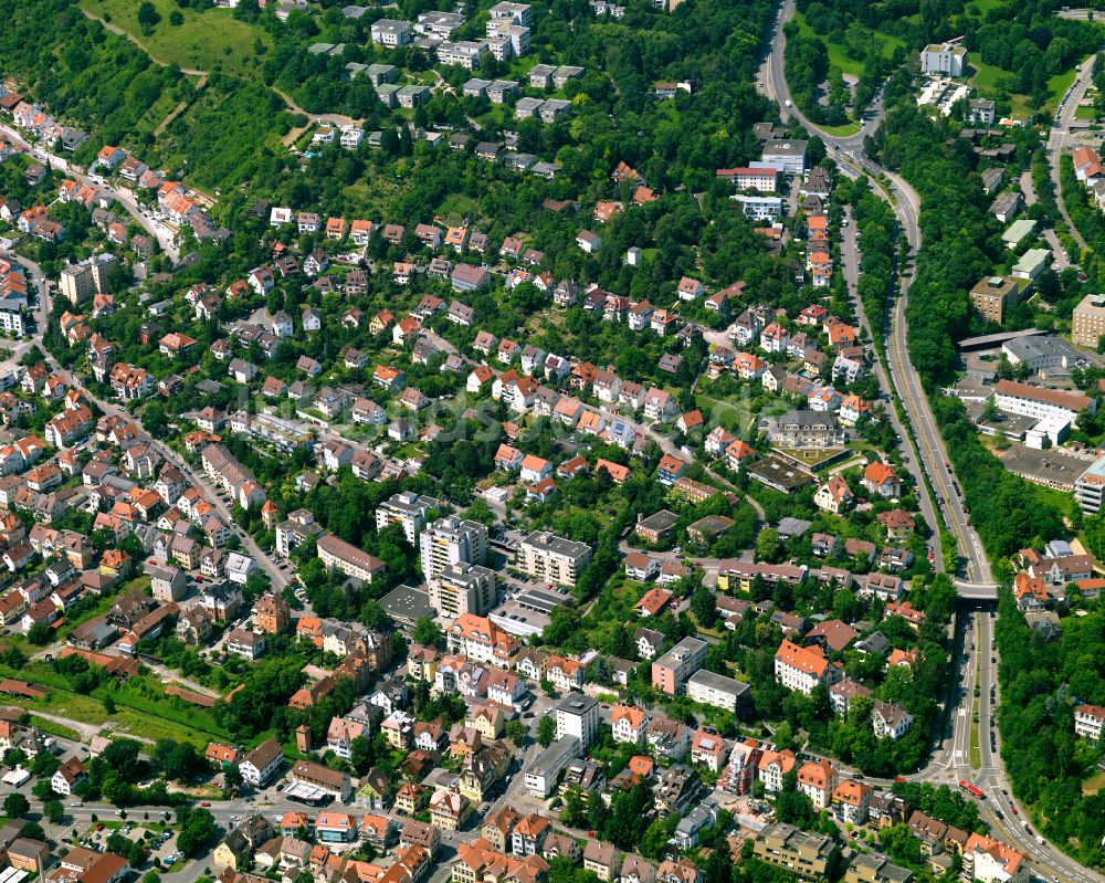 Tübingen von oben - Baustelle Mischbebauung eines Wohngebiets mit Mehrfamilienhäusern und Einfamilienhäusern in Tübingen im Bundesland Baden-Württemberg, Deutschland