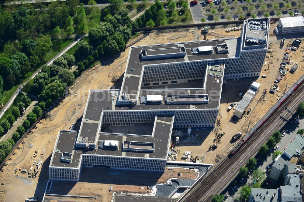 Luftaufnahme Berlin Moabit - Baustelle für den Neubau des Bundesministeriums des Innern / Innenministerium in Berlin Moabit