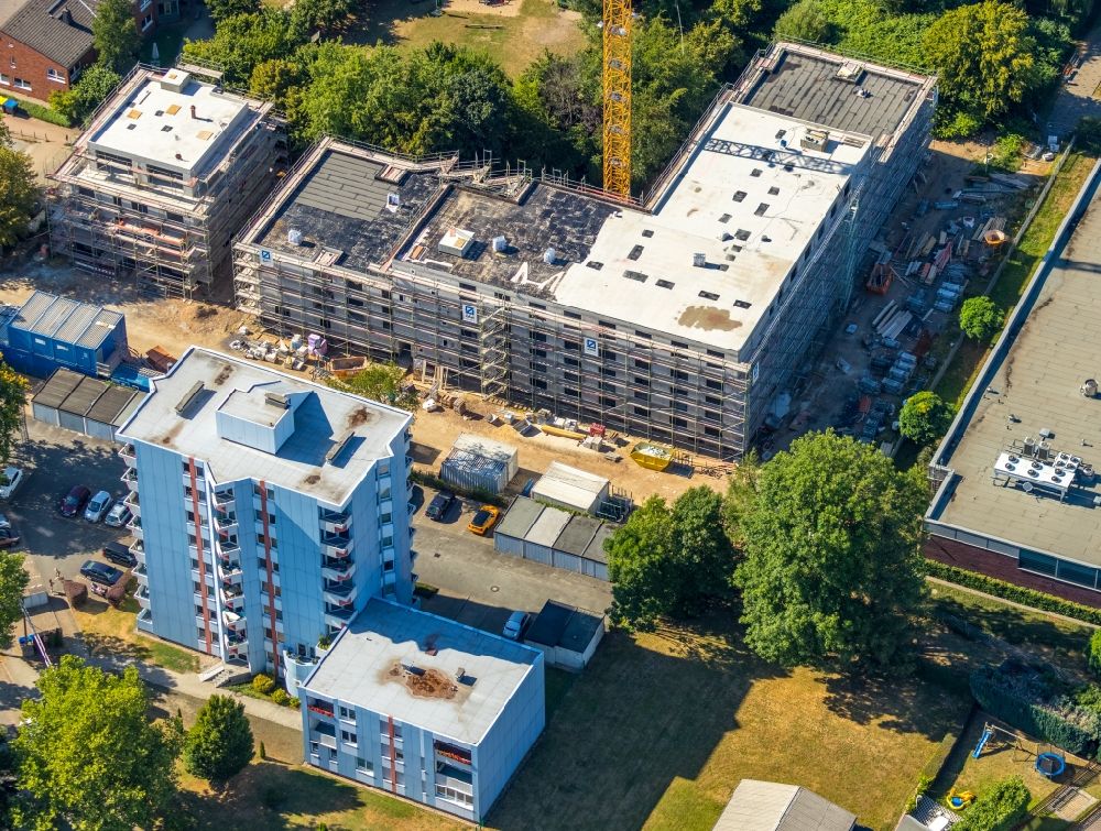 Luftaufnahme Witten - Baustelle der Neubau- Gebäude des Altersheim - Seniorenresidenz Am Helfkamp in Witten im Bundesland Nordrhein-Westfalen, Deutschland