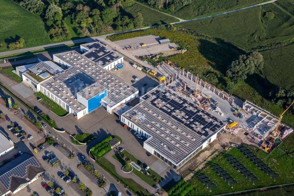 Luftbild Freistett - Baustelle eines Neubaus auf dem Firmengelände der Zimmer Group in Freistett im Bundesland Baden-Württemberg, Deutschland