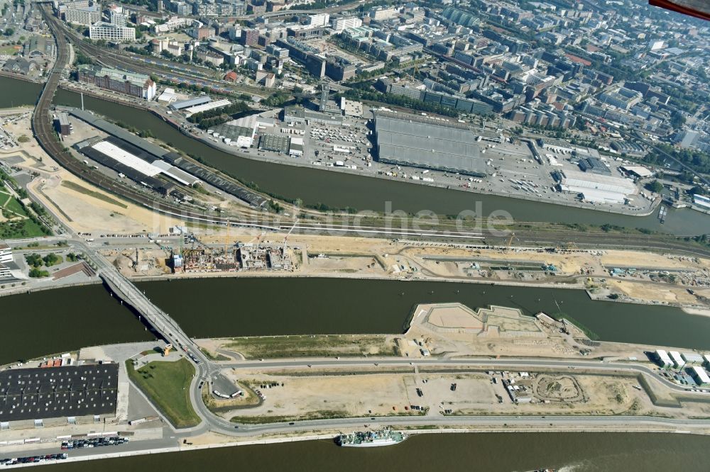 Luftbild Hamburg - Baustelle des Stadtentwicklungsgebietes Baakenhafen an der Elbe in Hamburg