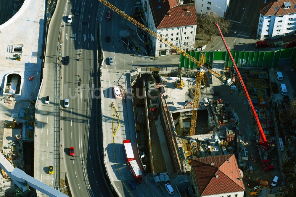 Stuttgart aus der Vogelperspektive: Baustelle mit Tunnelführungsarbeiten für die Streckenführung und den Verlauf S21 an der Willy-Brandt-Straße in Stuttgart im Bundesland Baden-Württemberg, Deutschland