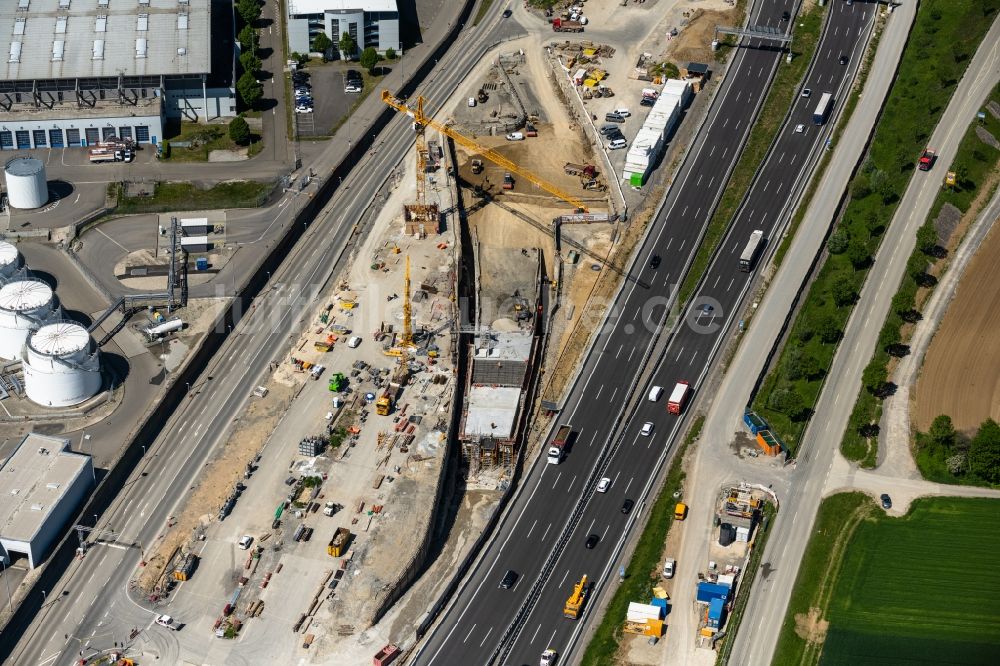 Luftbild Stuttgart - Baustelle mit Tunnelführungsarbeiten am Verlauf des Flughafentunnel in Stuttgart im Bundesland Baden-Württemberg, Deutschland