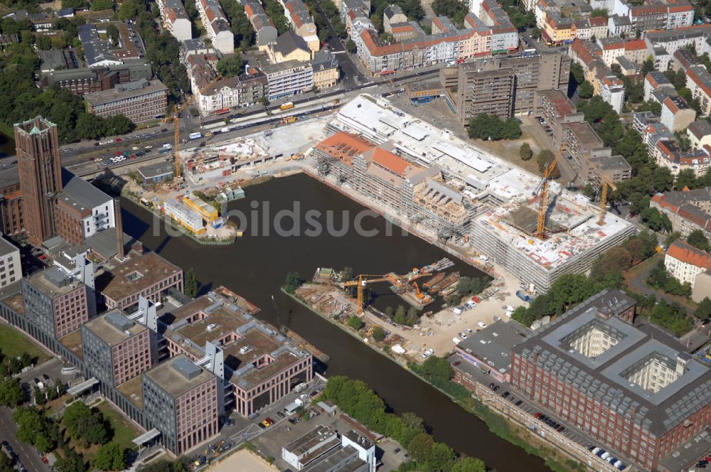 Berlin von oben - Baustelle vom Umbau Hafen Tempelhof