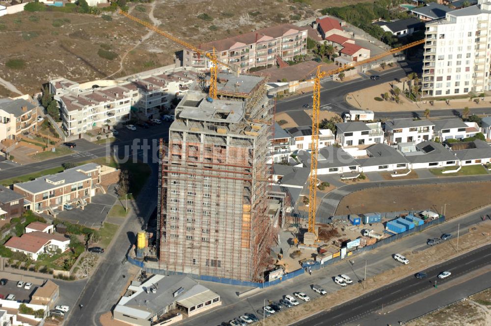 Luftaufnahme Kapstadt - Baustelle im Wohngebiet am Blouberg Strand in Kapstadt