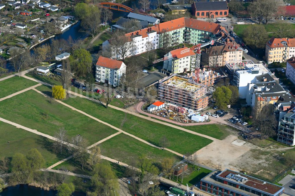 Luftbild Brandenburg an der Havel - Baustelle Wohngebiet einer Mehrfamilienhaussiedlung in Brandenburg an der Havel im Bundesland Brandenburg, Deutschland