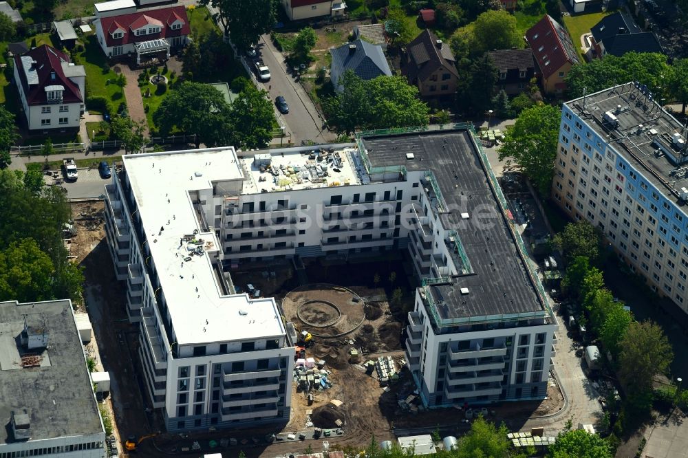 Luftbild Berlin - Baustelle Wohngebiet einer Mehrfamilienhaussiedlung Genslerstraße im Ortsteil Hohenschönhausen in Berlin, Deutschland