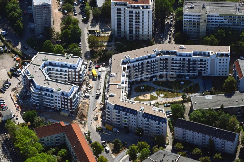 Luftaufnahme Berlin - Baustelle Wohngebiet einer Mehrfamilienhaussiedlung im Ortsteil Lichtenberg in Berlin, Deutschland