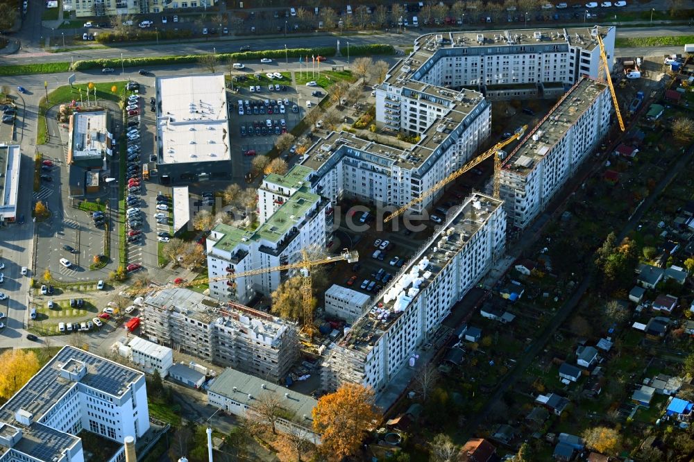 Luftaufnahme Berlin - Baustelle Wohngebiet einer Mehrfamilienhaussiedlung an der Prenzlauer Promenade im Ortsteil Heinersdorf in Berlin, Deutschland