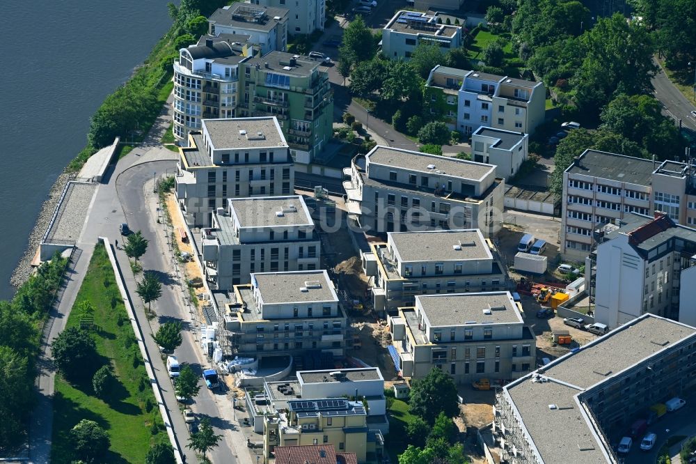 Luftbild Magdeburg - Baustelle Wohngebiet einer Mehrfamilienhaussiedlung Quartier an der Elbe in Magdeburg im Bundesland Sachsen-Anhalt, Deutschland