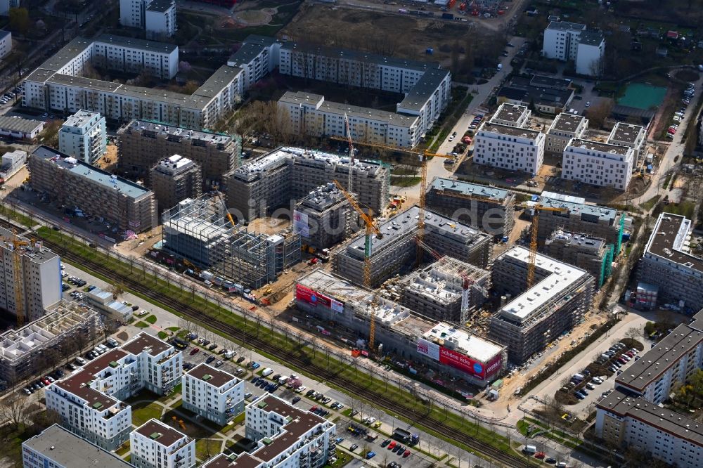 Luftaufnahme Berlin - Baustelle Wohngebiet einer Mehrfamilienhaussiedlung Stadtgut im Ortsteil Hellersdorf in Berlin, Deutschland