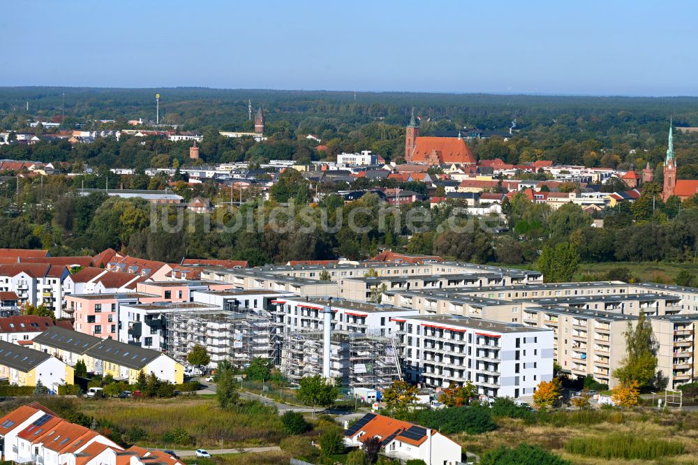 Luftaufnahme Bernau - Baustelle Wohngebiet einer Mehrfamilienhaussiedlung Am Venusbogen in Bernau im Bundesland Brandenburg, Deutschland