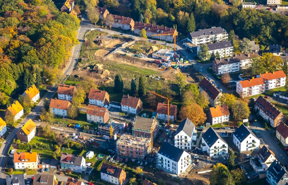 Luftbild Arnsberg - Baustelle Wohngebiet einer Mehrfamilienhaussiedlung Zum Müggenberg im Ortsteil Neheim in Arnsberg im Bundesland Nordrhein-Westfalen, Deutschland