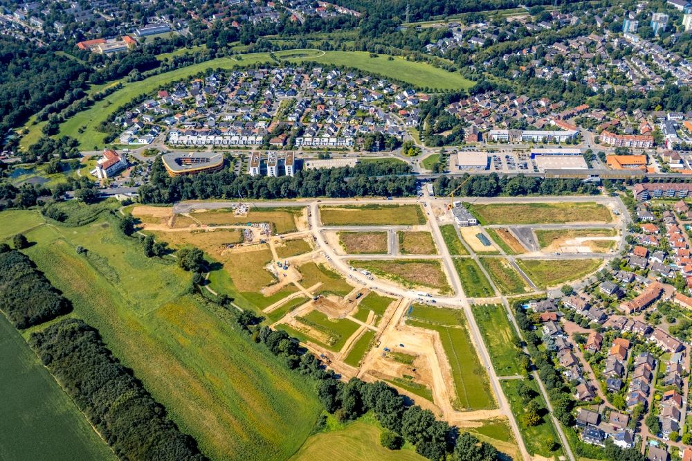 Luftaufnahme Duisburg - Baustelle eines Wohngebiets Am Alten Angerbach in Duisburg im Bundesland Nordrhein-Westfalen, Deutschland