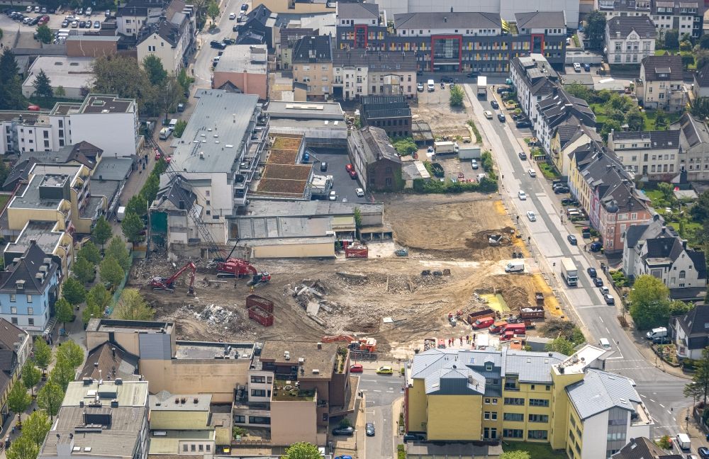 Luftbild Velbert - Baustelle zum Abriß des Gebäudekomplexes des Einkaufszentrum an der Grünstraße - Friedrichstraße in Velbert im Bundesland Nordrhein-Westfalen, Deutschland
