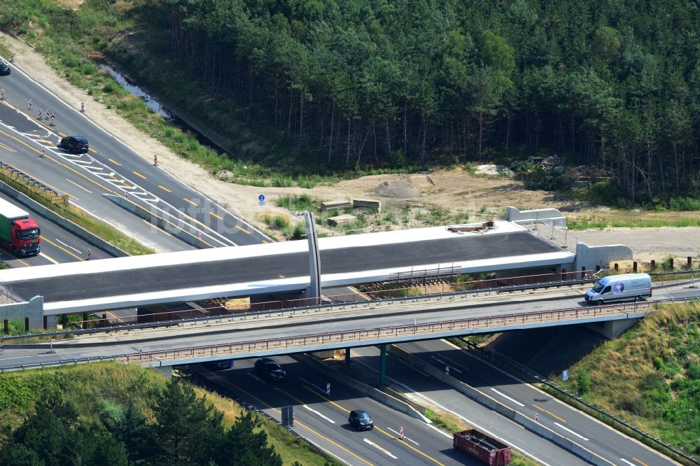 Kremmen von oben - Baustelle zum Ausbau des Autobahnanschlußstelle AS Kremmen am Autobahndreieck Havelland im Bundesland Brandenburg